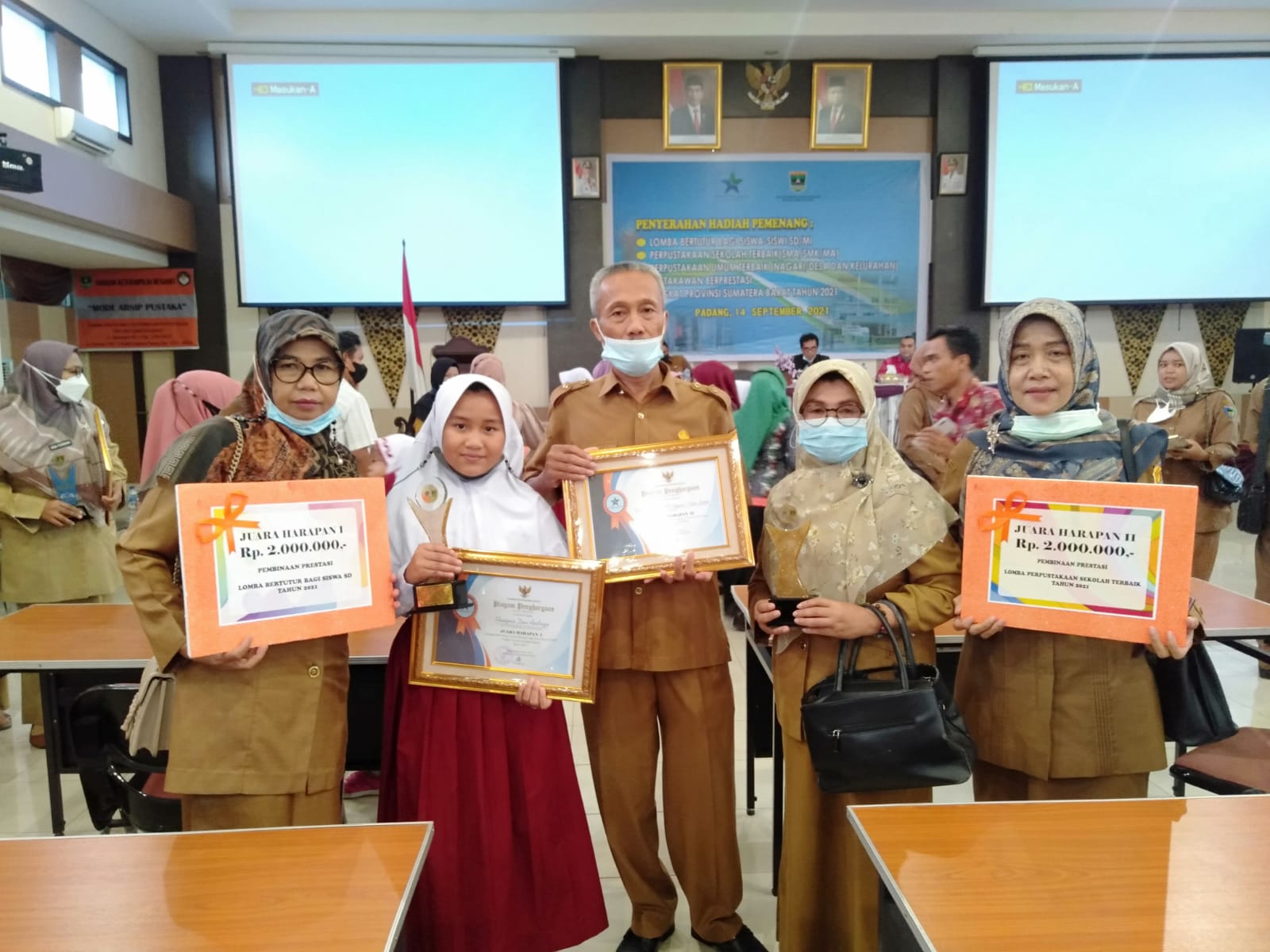 Berita Gambar